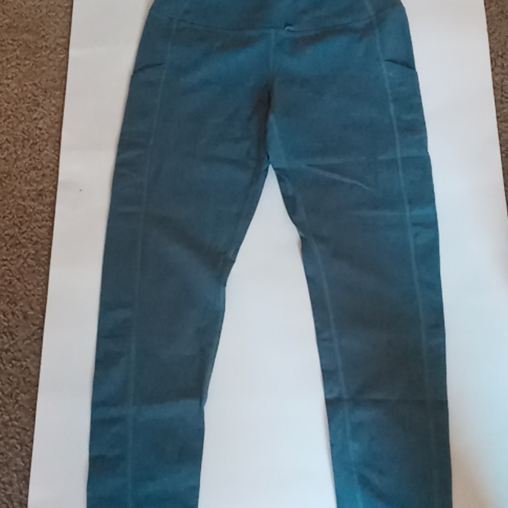 Lululemons grey leggings